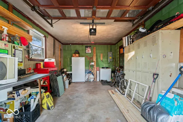 $160,000 | 823 North A Street, Elwood, IN 46036