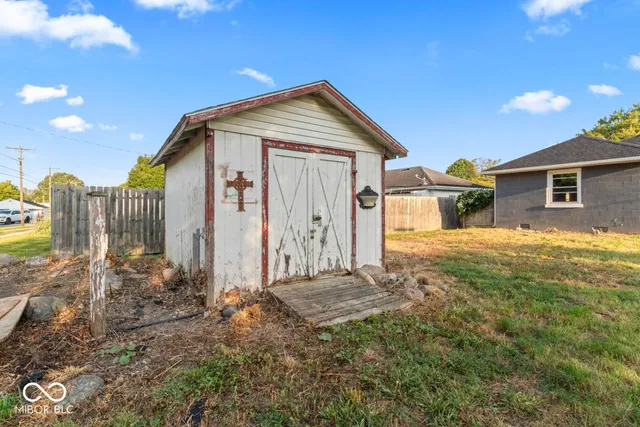 $160,000 | 823 North A Street, Elwood, IN 46036