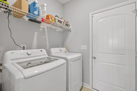 $414,000 | 1422 Blackstone Street, Murfreesboro, TN 37129