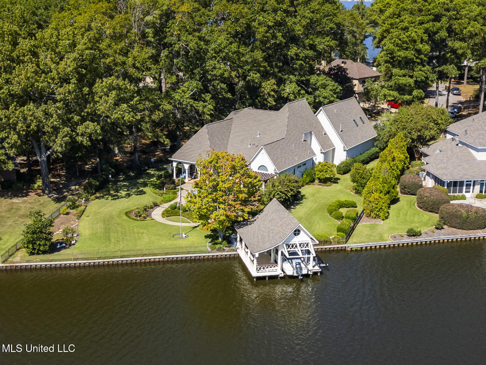 106 Colony Crown Brandon, MS 39047 - Photo 52 of 63 106 Colony Crown drone-11