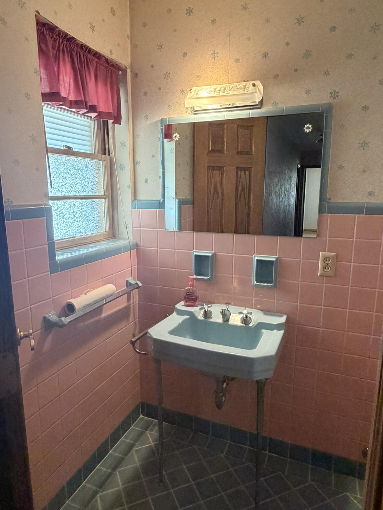 170 North Rolland Road Brookfield, WI 53005 - Photo 13 of 24 Half Bathroom