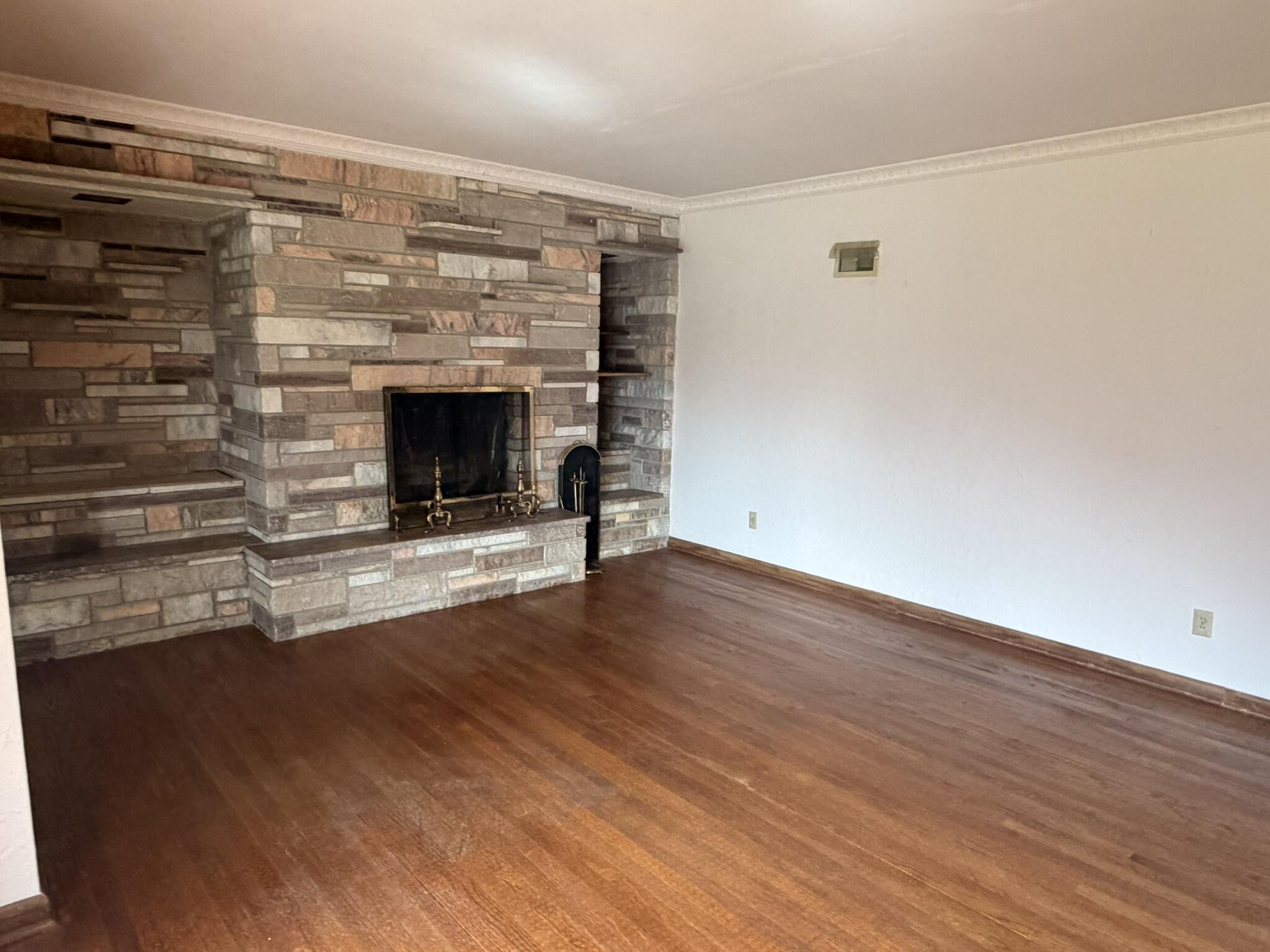 170 North Rolland Road Brookfield, WI 53005 - Photo 4 of 24 Family room
