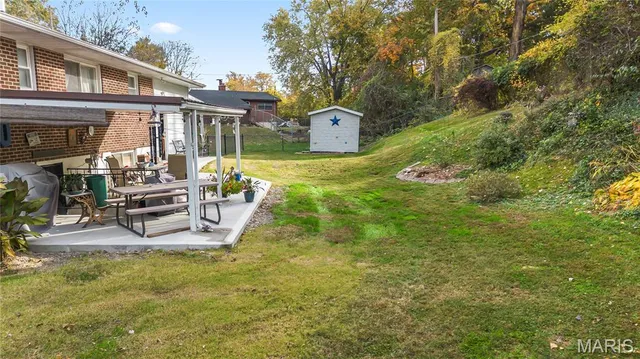 $159,500 | 6106 Warren Drive, Belleville, IL 62223