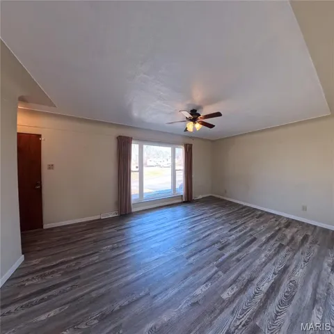 $159,500 | 6106 Warren Drive, Belleville, IL 62223