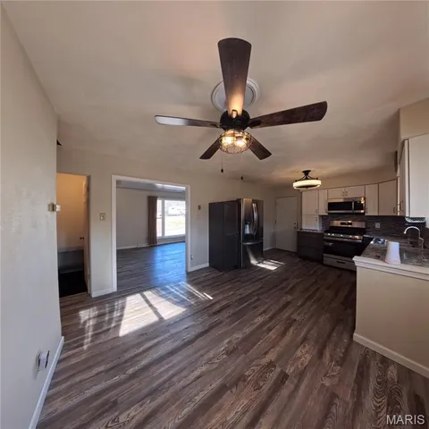 $159,500 | 6106 Warren Drive, Belleville, IL 62223