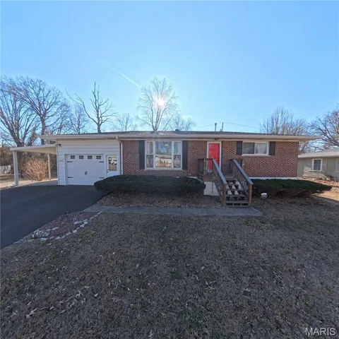 $159,500 | 6106 Warren Drive, Belleville, IL 62223
