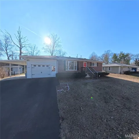 $159,500 | 6106 Warren Drive, Belleville, IL 62223