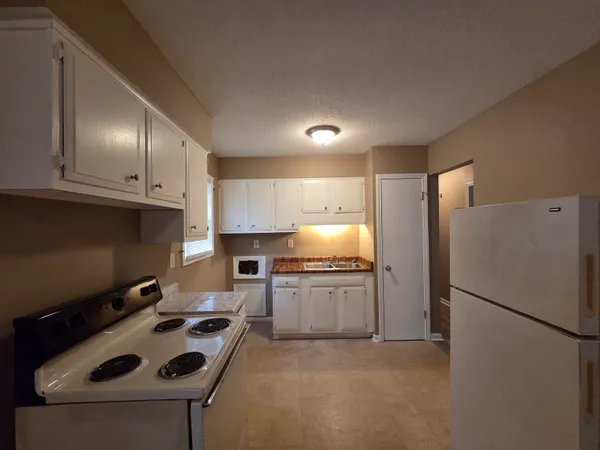 $1,125 | 2192 Lisa Avenue, Memphis, TN 38127