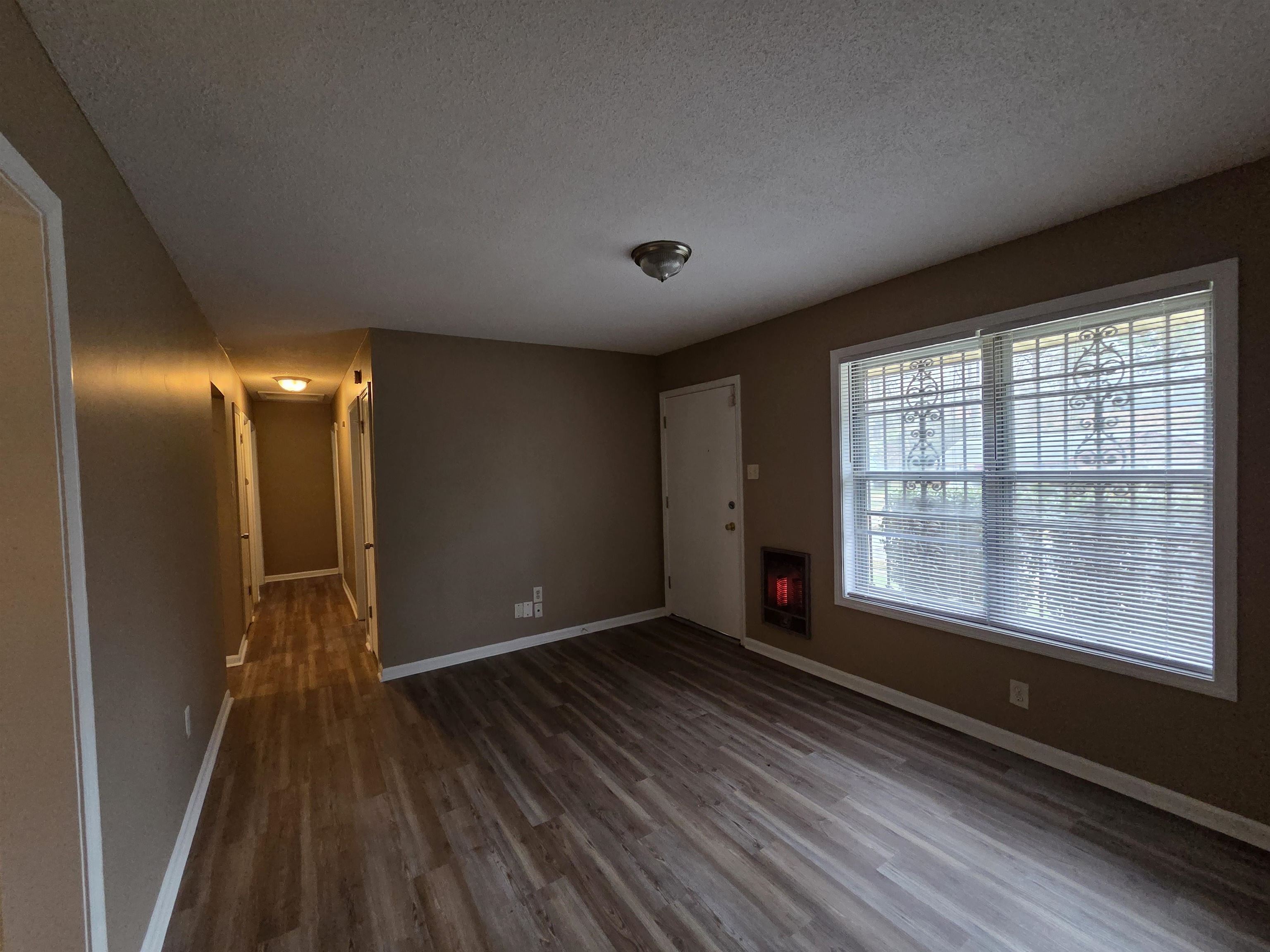 2192 Lisa Avenue Memphis, TN 38127 - Photo 6 of 21 a view of gallery with wooden floor