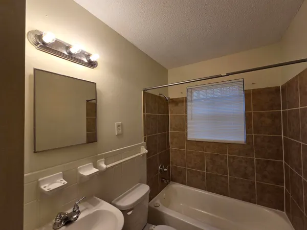 $1,125 | 2192 Lisa Avenue, Memphis, TN 38127