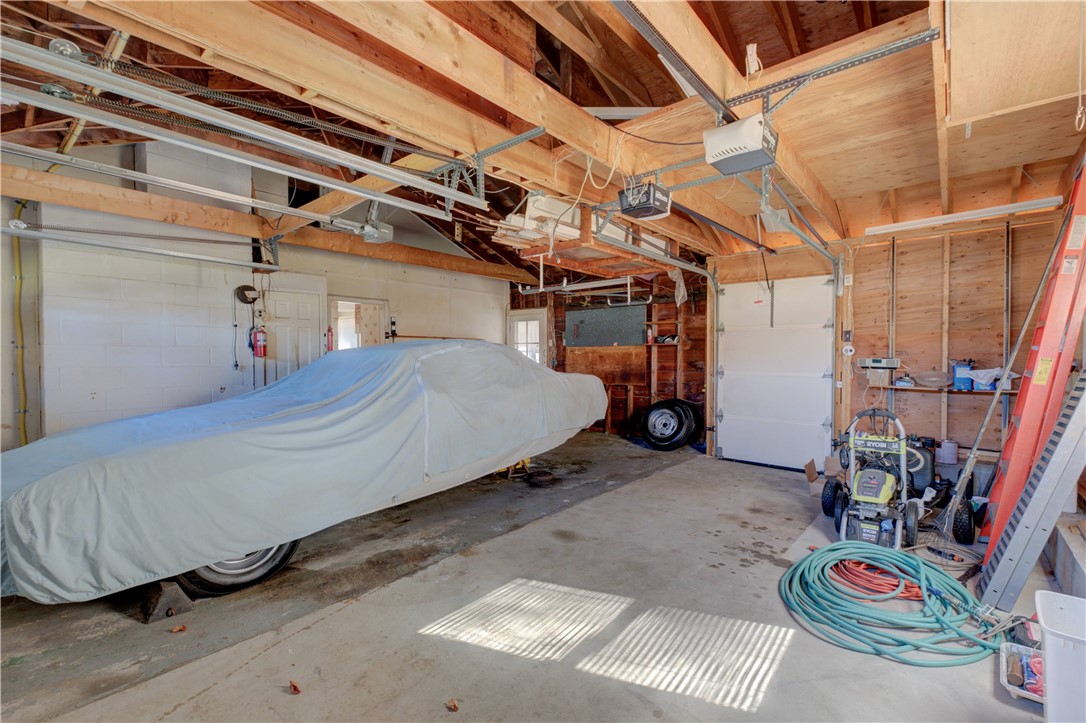 16 Randall Street Smithfield, RI 02828 - Photo 20 of 33