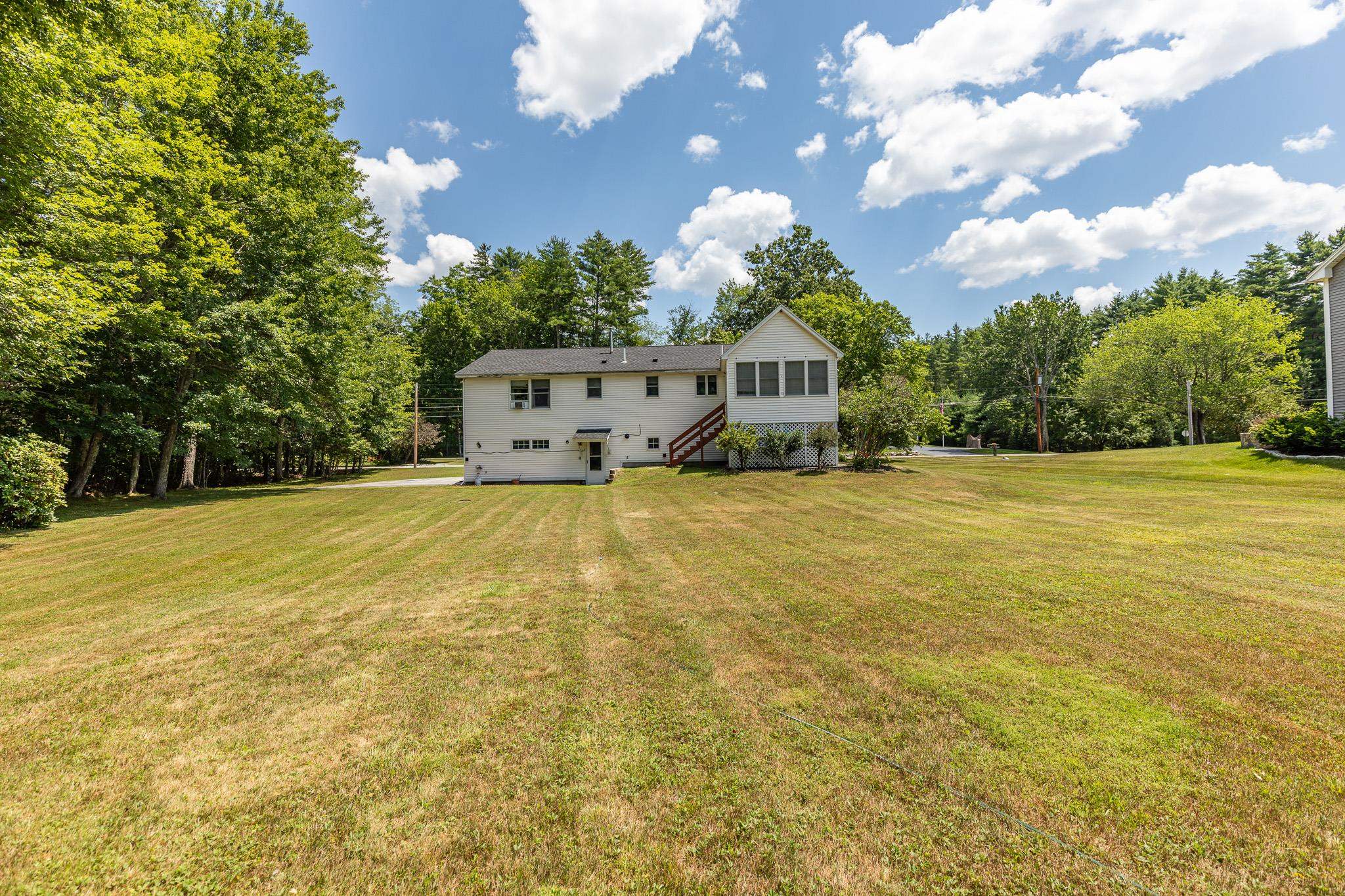 35 Shaker Road Concord, NH 03301 - Photo 4 of 47