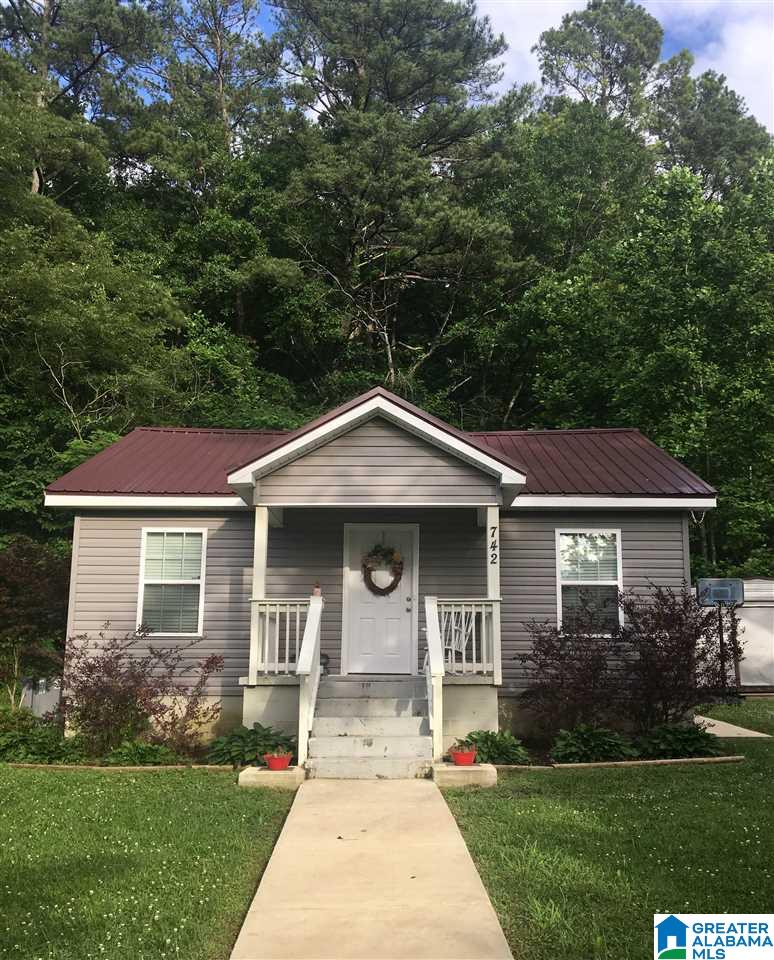 742 4th Street Southwest Alabaster, AL 35007 - Photo 1 of 11