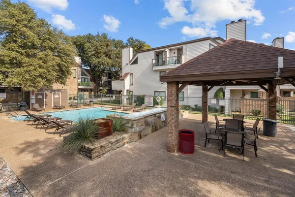 $124,500 | 2310 Bamboo Drive, Unit J106, Arlington, TX 76006