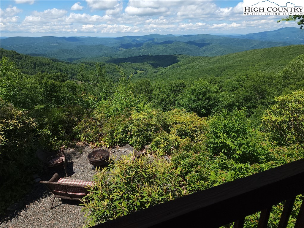 3897 Andy Hicks Road Banner Elk, NC 28604 - Photo 2 of 47 Gallery Image 2
