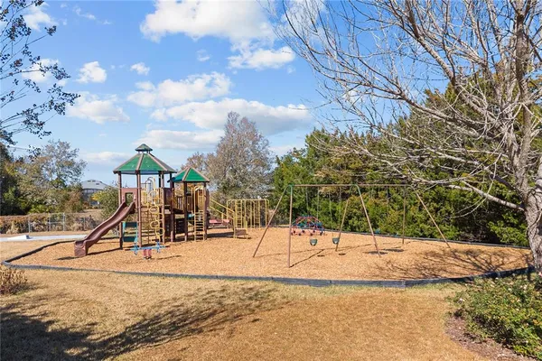 $699,900 | 5039 Greenbriar Trail, Mount Dora, FL 32757