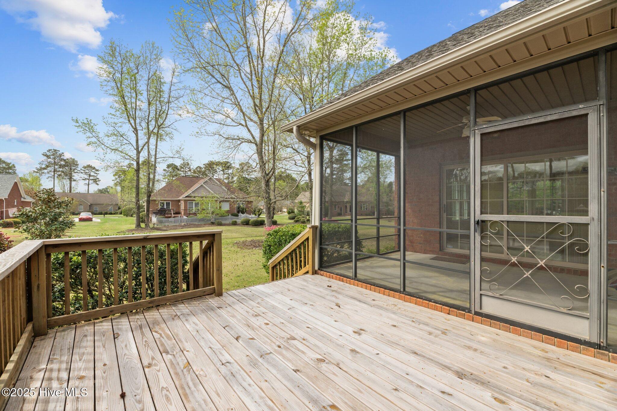 111 Mellen Road New Bern, NC 28562 - Photo 7 of 26 Rear Wood Decking