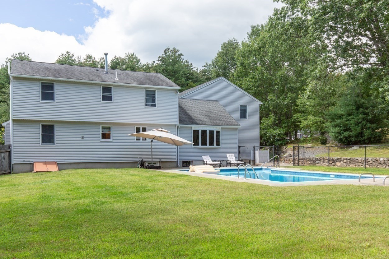 21 Partridge Road Dracut, MA 01826 - Photo 36 of 40 Gallery Image 36