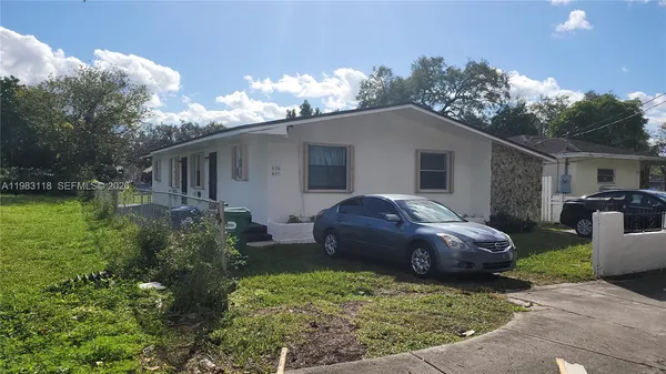 $2,250 | 836 Northwest 98th Street, Unit 838, Miami, FL 33150