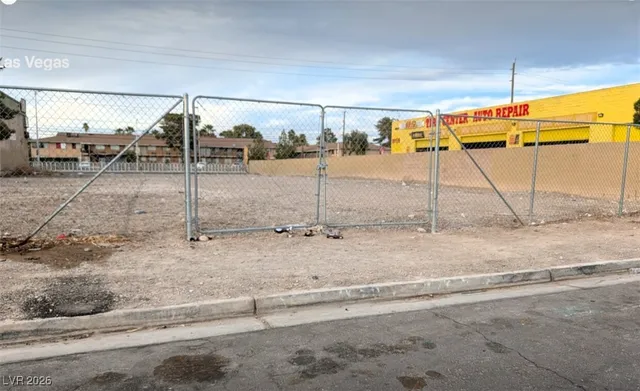 $270,000 | 4835 East Charleston Boulevard, Las Vegas, NV 89104