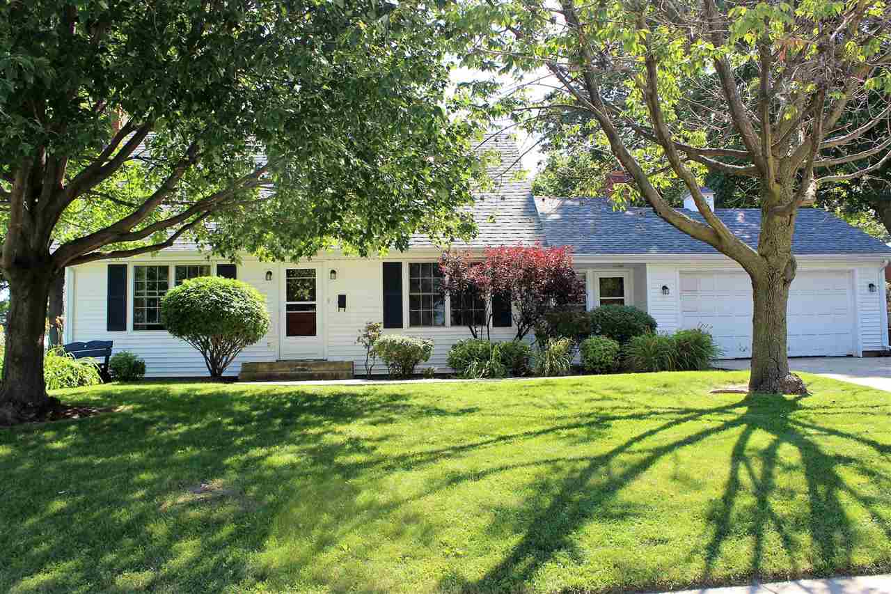 1506 Warren Road Rockford, IL 61108 - Photo 1 of 25 a view of a house with a yard