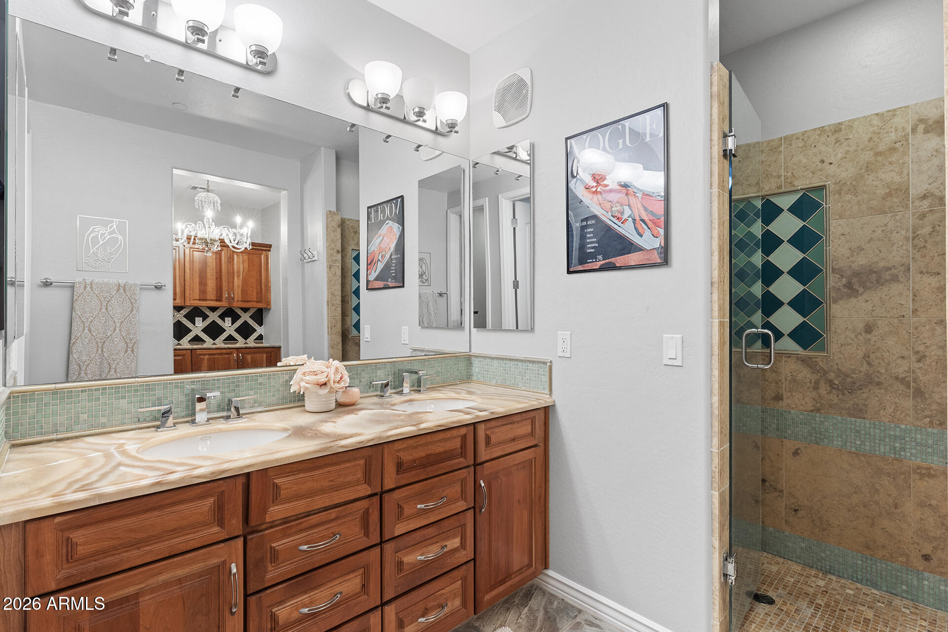 2454 East Roma Avenue Phoenix, AZ 85016 - Photo 18 of 38 26