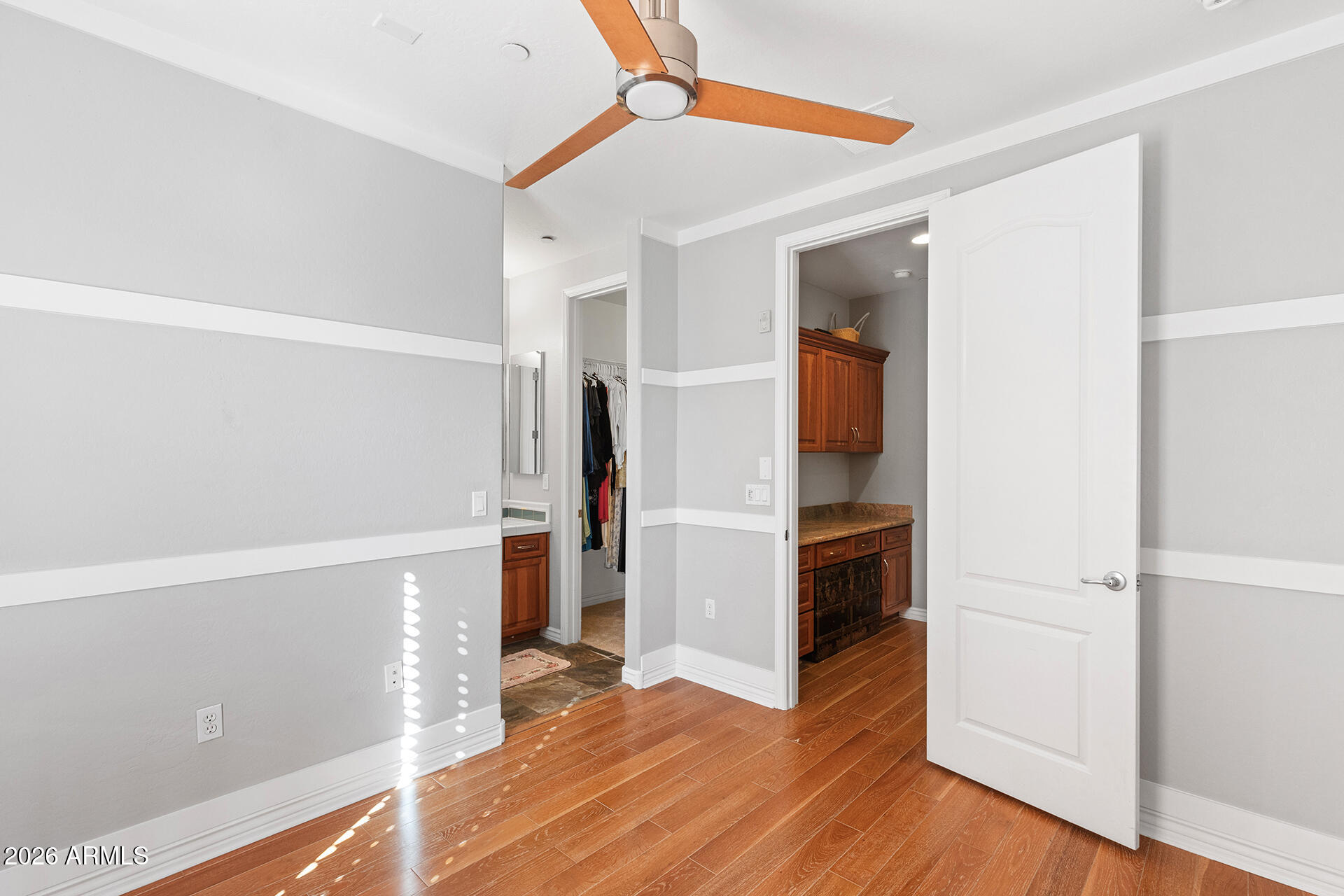 2454 East Roma Avenue Phoenix, AZ 85016 - Photo 21 of 38 33