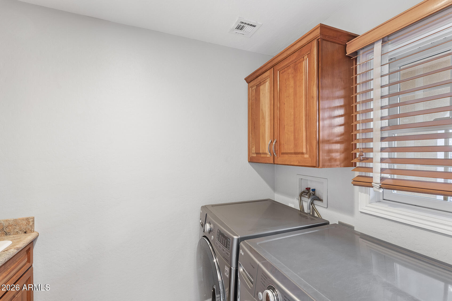 2454 East Roma Avenue Phoenix, AZ 85016 - Photo 27 of 38 18