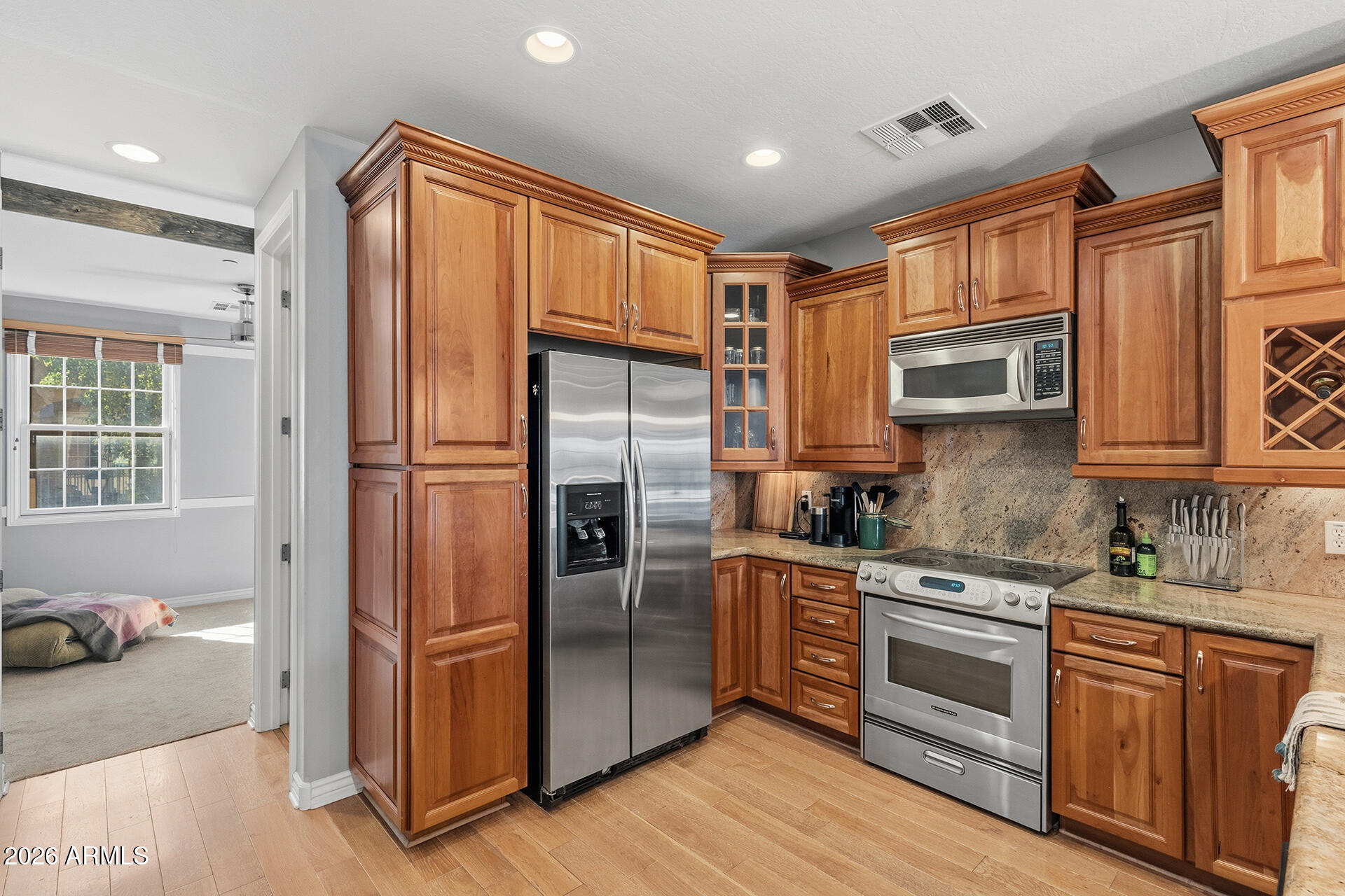 2454 East Roma Avenue Phoenix, AZ 85016 - Photo 5 of 38 45