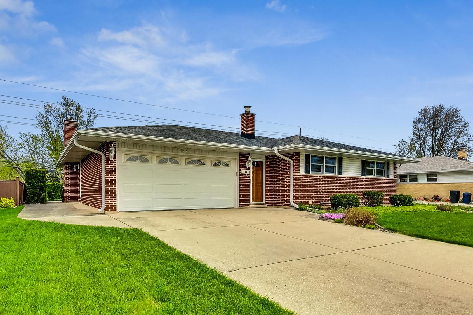 453 Ambleside Road Des Plaines, IL 60016 - Photo 3 of 45 Gallery Image 3