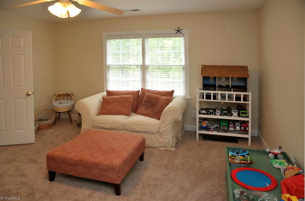 5601 Greenlee Road Greensboro, NC 27410 - Photo 16 of 21 Gallery Image 16