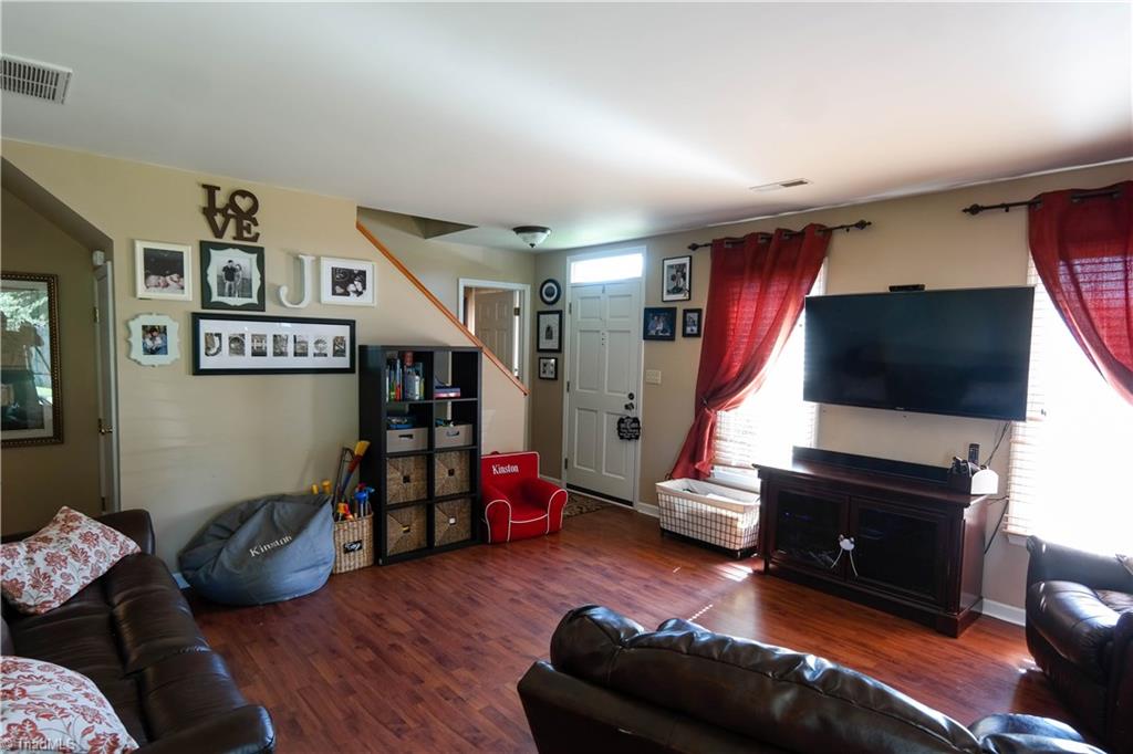 1672 Quillmark Road Winston-Salem, NC 27127 - Photo 4 of 15 Gallery Image 4