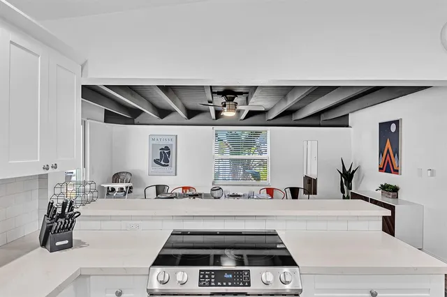 $995,000 | 1580 Northeast 35th Street, Oakland Park, FL 33334