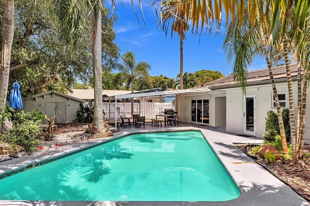 $995,000 | 1580 Northeast 35th Street, Oakland Park, FL 33334