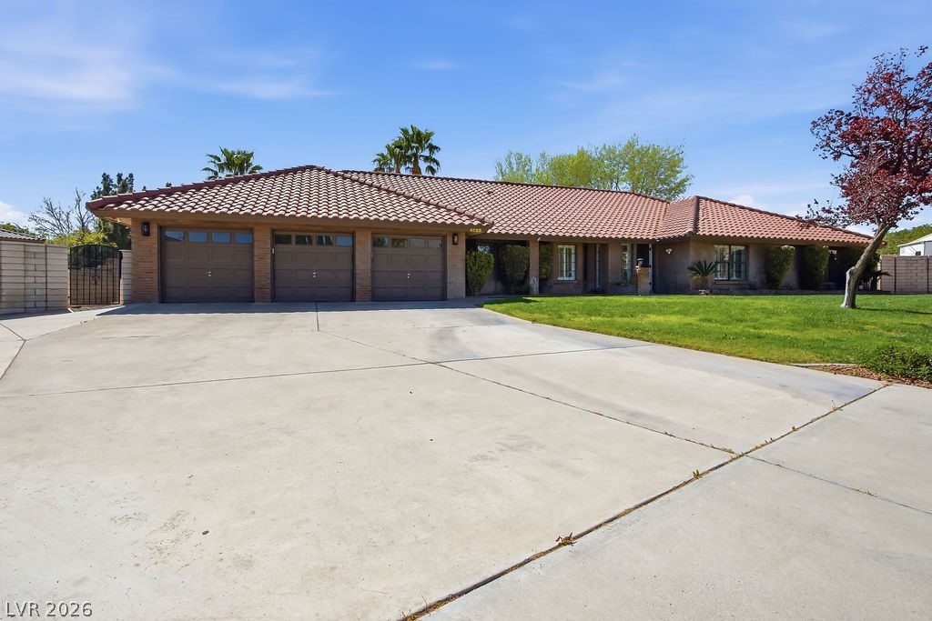 4925 North Juliano Road Las Vegas, NV 89149 - Photo 2 of 49