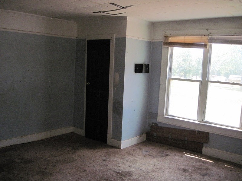 401 Depot Road Pelzer, SC 29669 - Photo 3 of 8