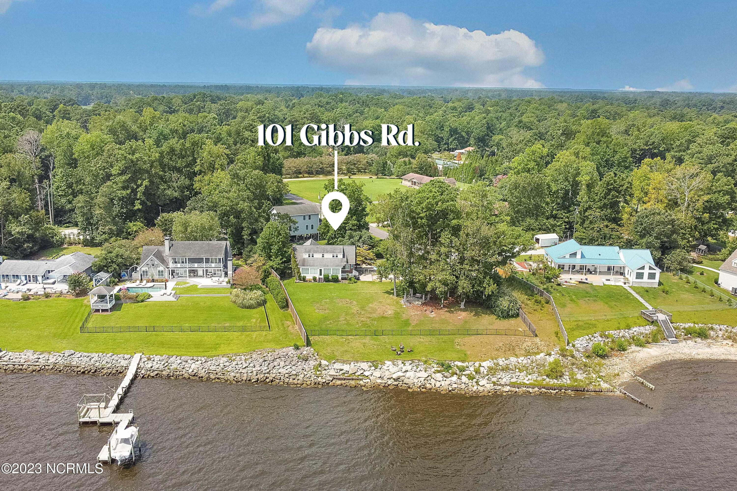101 Gibbs Road New Bern, NC 28560 - Photo 3 of 48 Water View / Aerial View