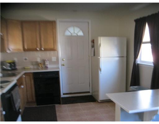 66 Glenbrook Road Warwick, RI 02889 - Photo 7 of 18 Kitchen. Appliances will remain with the sale