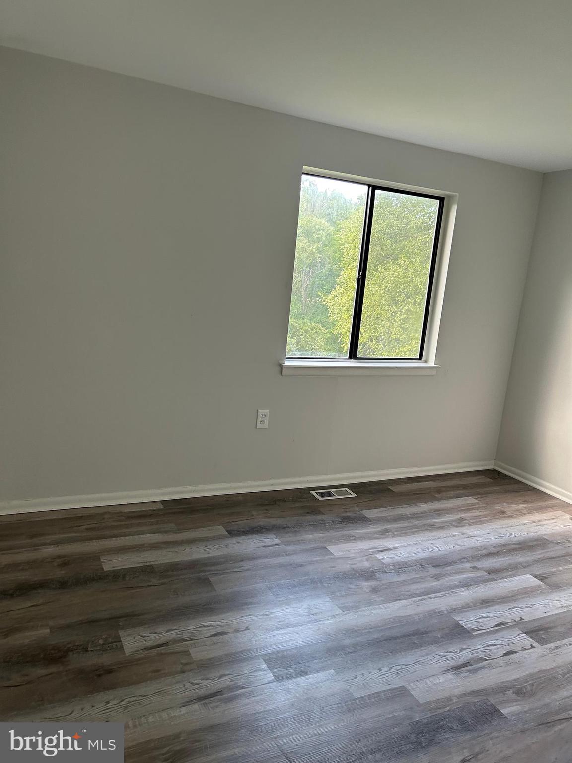 9043 Centerway Road Gaithersburg, MD 20879 - Photo 25 of 44