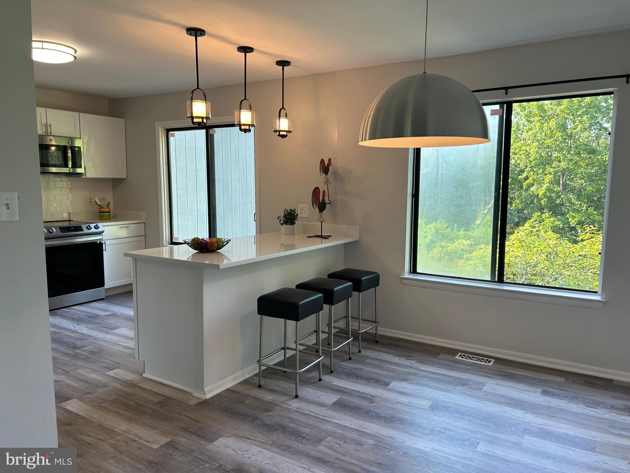 9043 Centerway Road Gaithersburg, MD 20879 - Photo 9 of 44