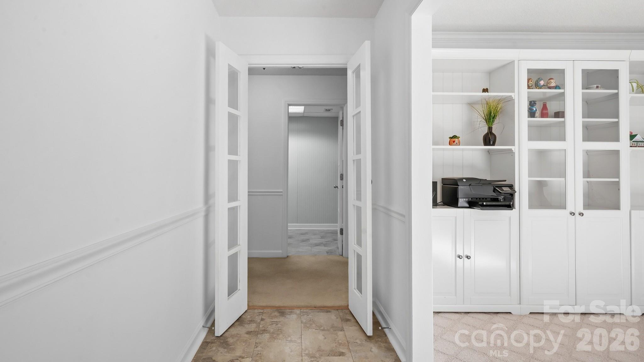 9608 Watergate Road Charlotte, NC 28270 - Photo 3 of 32 Gallery Image 3