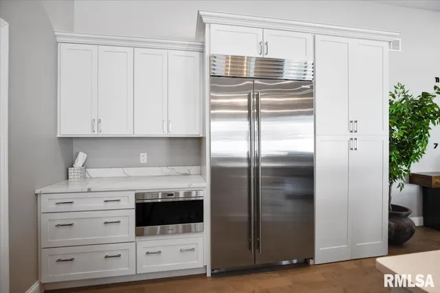 $799,900 | 2813 Richardson Drive, Springfield, IL 62711