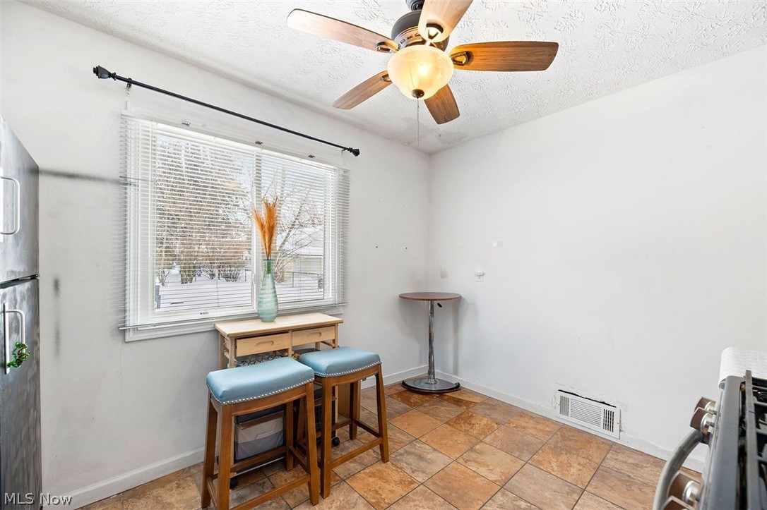 1268 Homestead Road South Euclid, OH 44121 - Photo 4 of 18