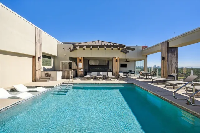 $2,606 | 9870 Gaylord Drive, Unit 1116, Houston, TX 77024