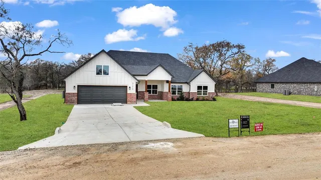 $504,900 | 323 Rita Ridge, Millsap, TX 76066