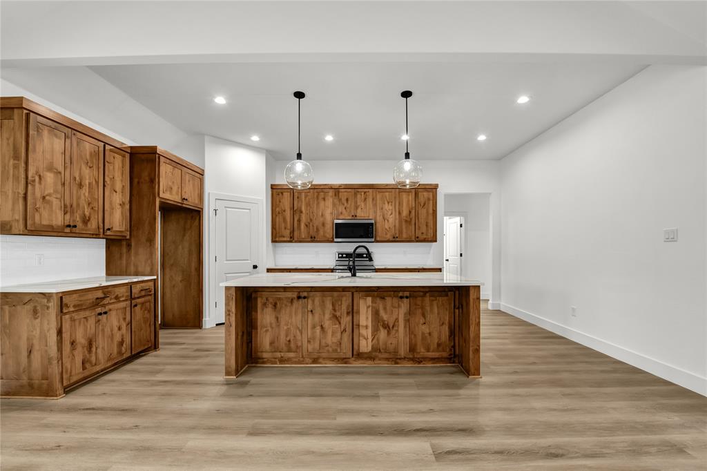 323 Rita Ridge Millsap, TX 76066 - Photo 10 of 28