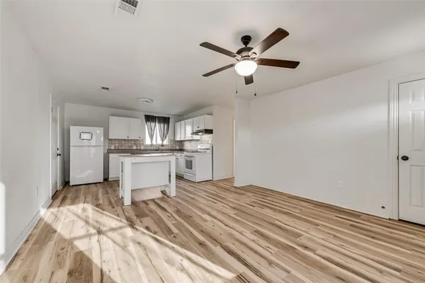 $1,650 | 1303 South Medora Street, Terrell, TX 75160