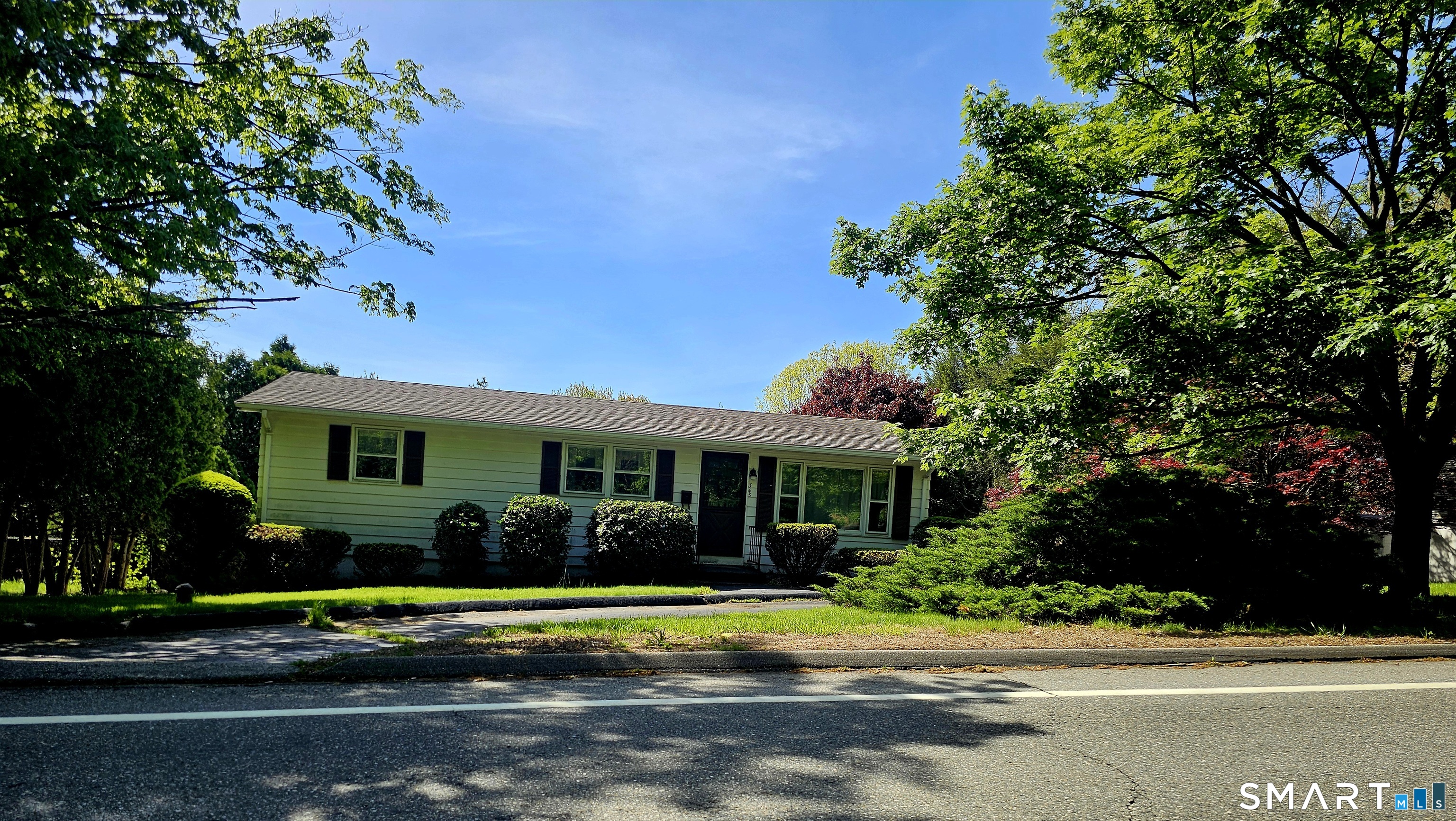 345 Harland Road Norwich, CT 06360 - Photo 1 of 21