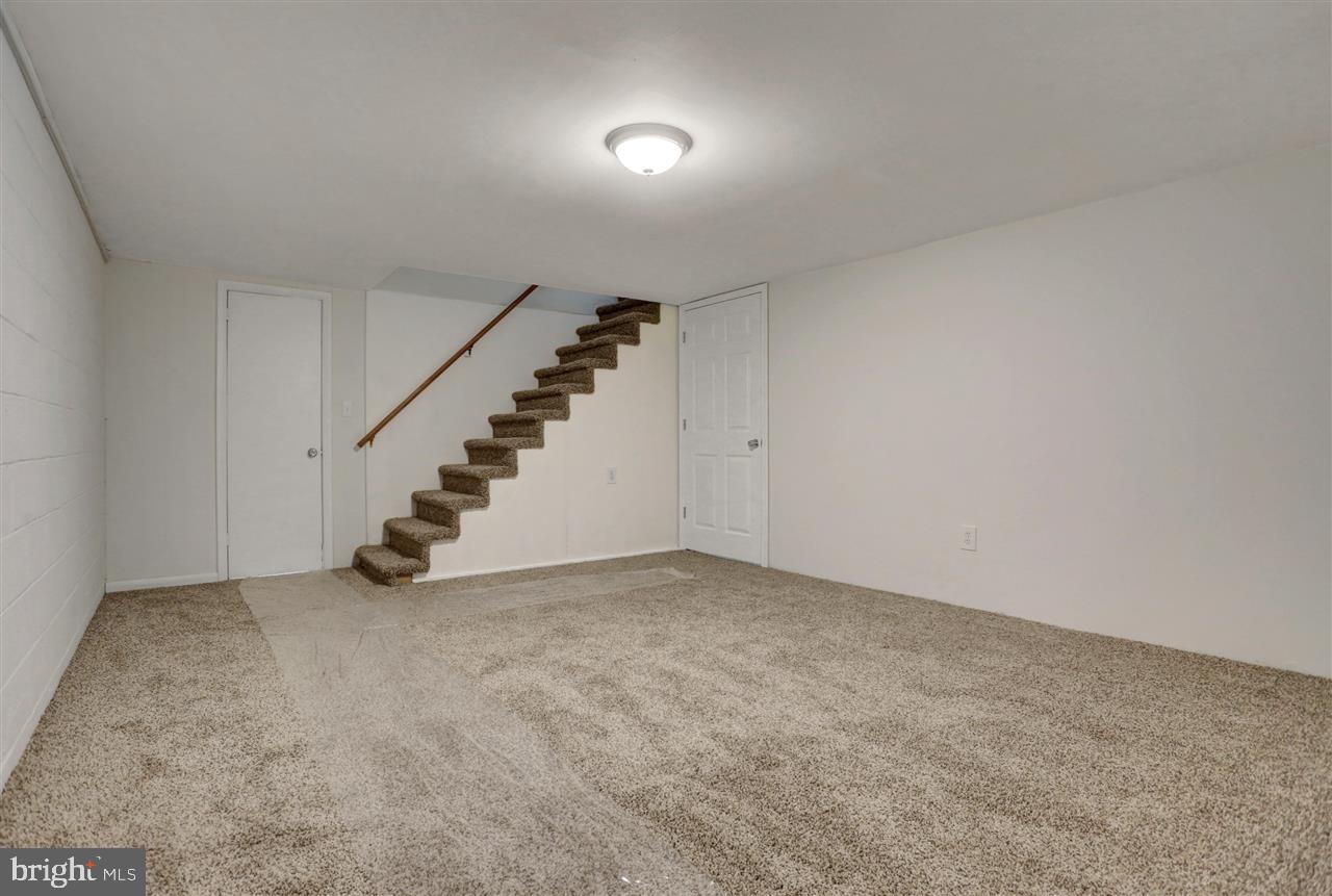 1400 Greenbriar Road York, PA 17404 - Photo 32 of 35 Gallery Image 32