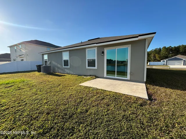 a house view with a outdoor space